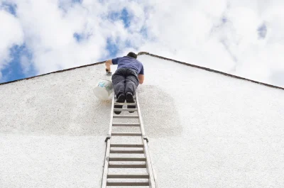 Peinture extérieure à Goutrens — façades et ravalement